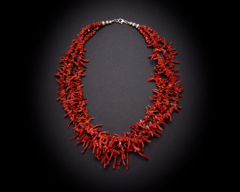 Three strand mediterranean coral frangia necklace