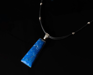 Lapis Lazuli pendant by E. Willie set in sterling silver